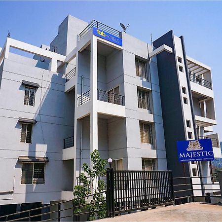 Fabhotel Majestic Luxurious - Nr Rajaram Bhiku Pathare Stadium Pune Zewnętrze zdjęcie