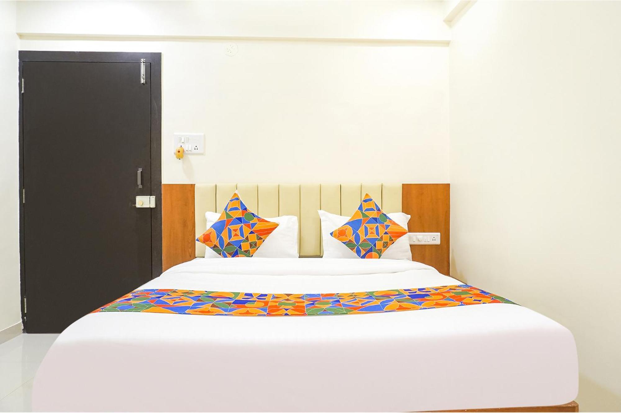 Fabhotel Majestic Luxurious - Nr Rajaram Bhiku Pathare Stadium Pune Zewnętrze zdjęcie