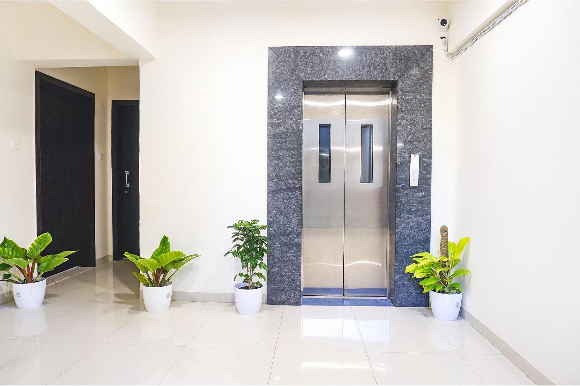 Fabhotel Majestic Luxurious - Nr Rajaram Bhiku Pathare Stadium Pune Zewnętrze zdjęcie