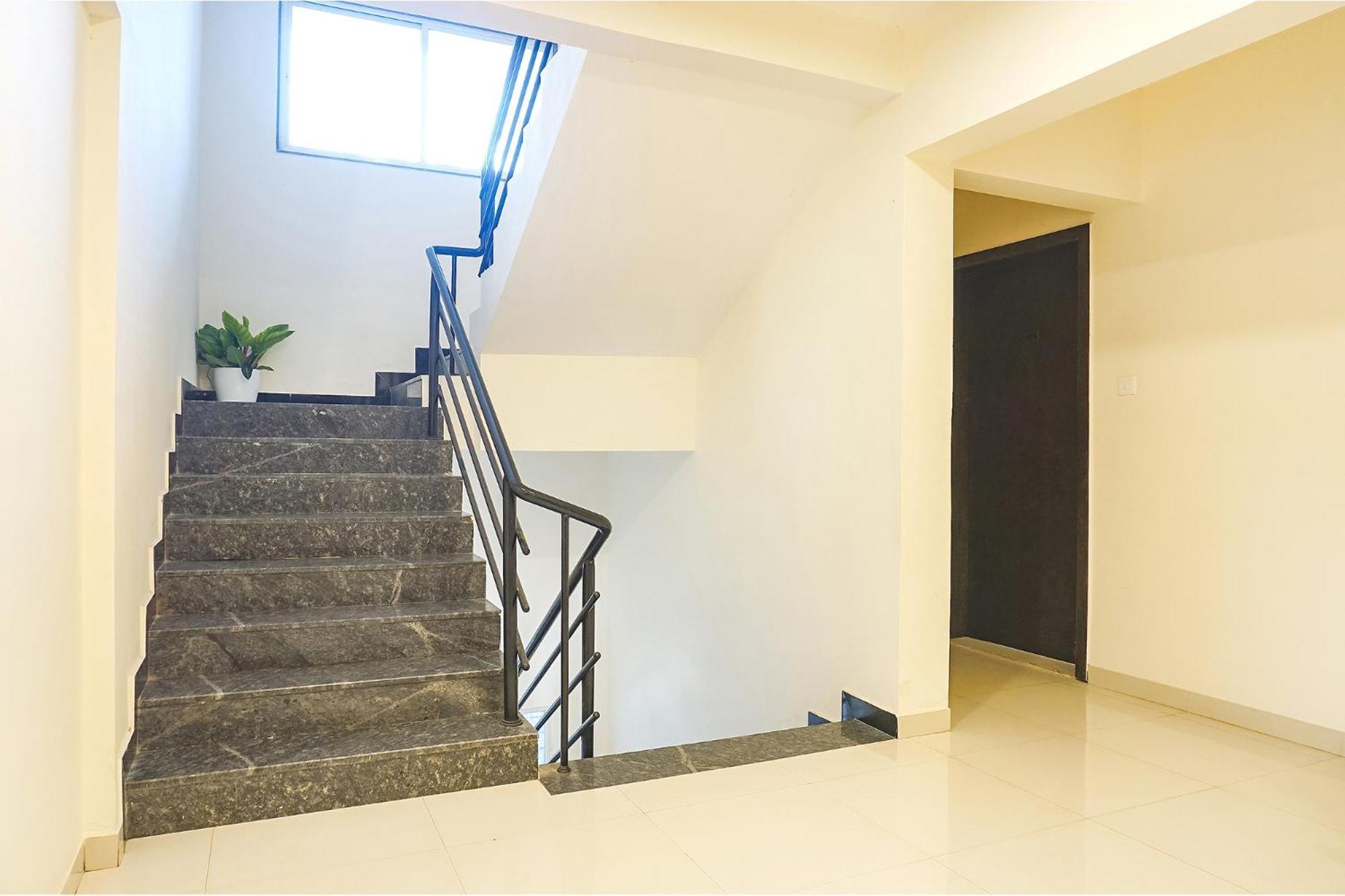 Fabhotel Majestic Luxurious - Nr Rajaram Bhiku Pathare Stadium Pune Zewnętrze zdjęcie