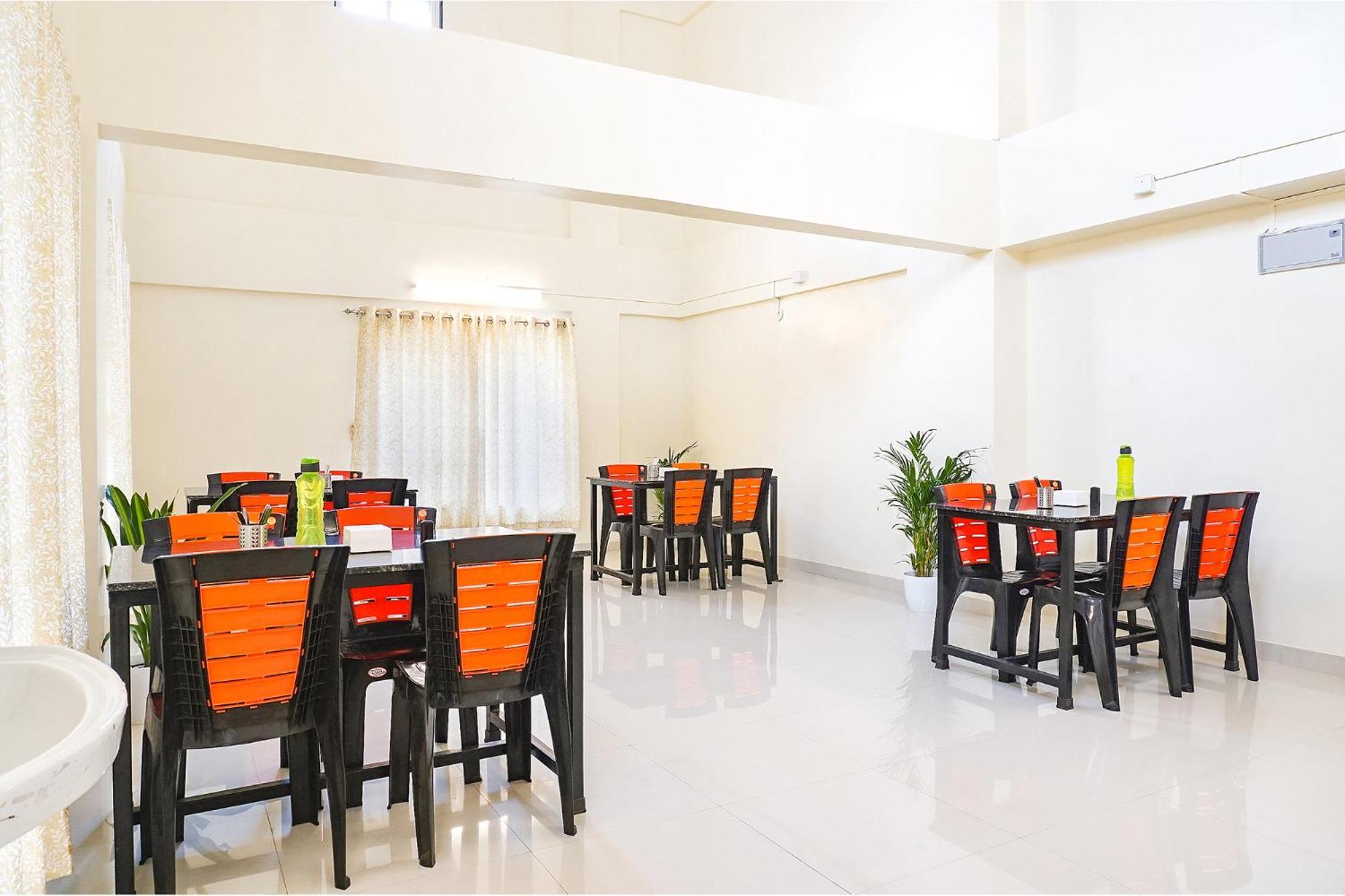 Fabhotel Majestic Luxurious - Nr Rajaram Bhiku Pathare Stadium Pune Zewnętrze zdjęcie